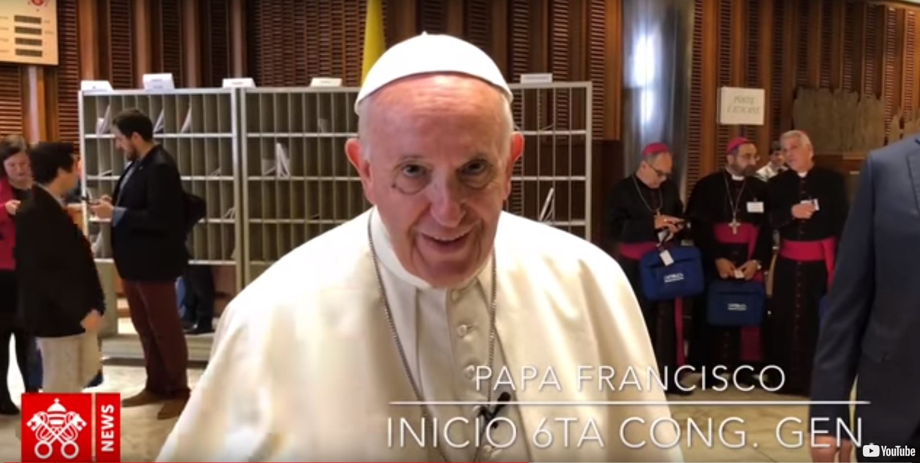 En pleno Sínodo, el Papa Francisco alienta a los jóvenes de América Latina